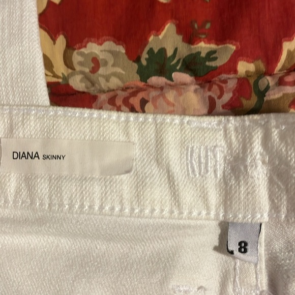 Kut from the Kloth Diana White Skinny Jeans, EUC, Sz 8 - Picture 9 of 14